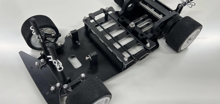 Getting Started with 1/12th Circuit Mini Racing